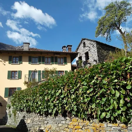 By Wild Bed and breakfast *