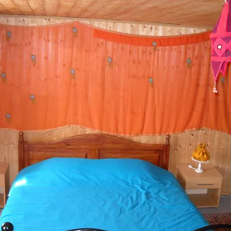 By Wild Bed and breakfast Linescio
