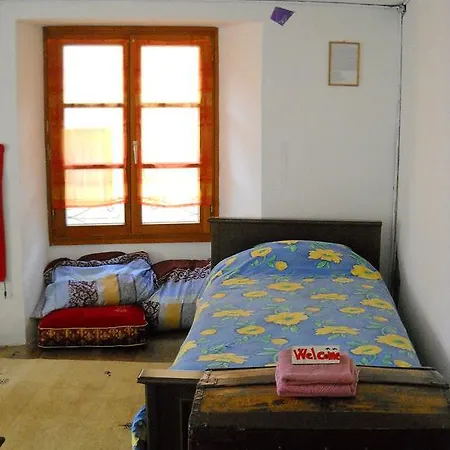 By Wild Bed and breakfast *