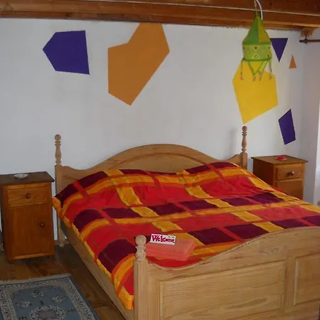 By Wild Bed & Breakfast